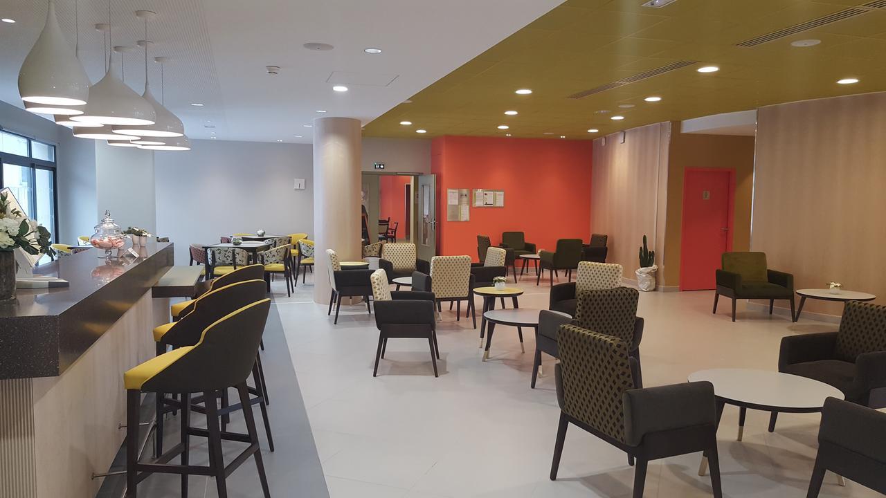 Residence Seniors Domitys Les Hautes Feuilles Reims Dış mekan fotoğraf